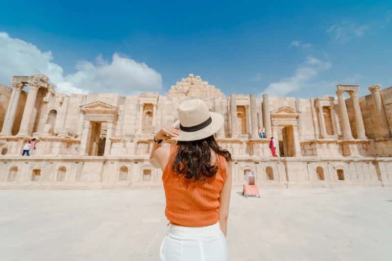 tourImage